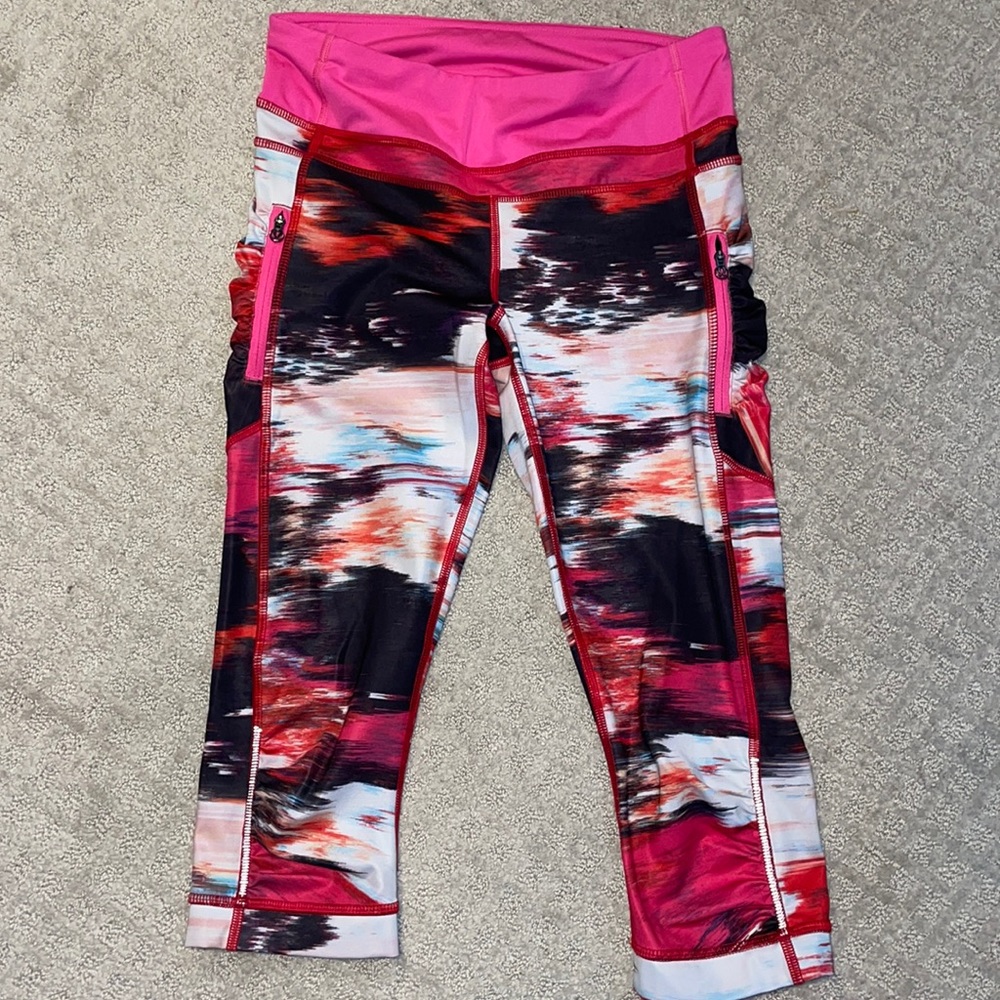EUC cropped Lululemon tights